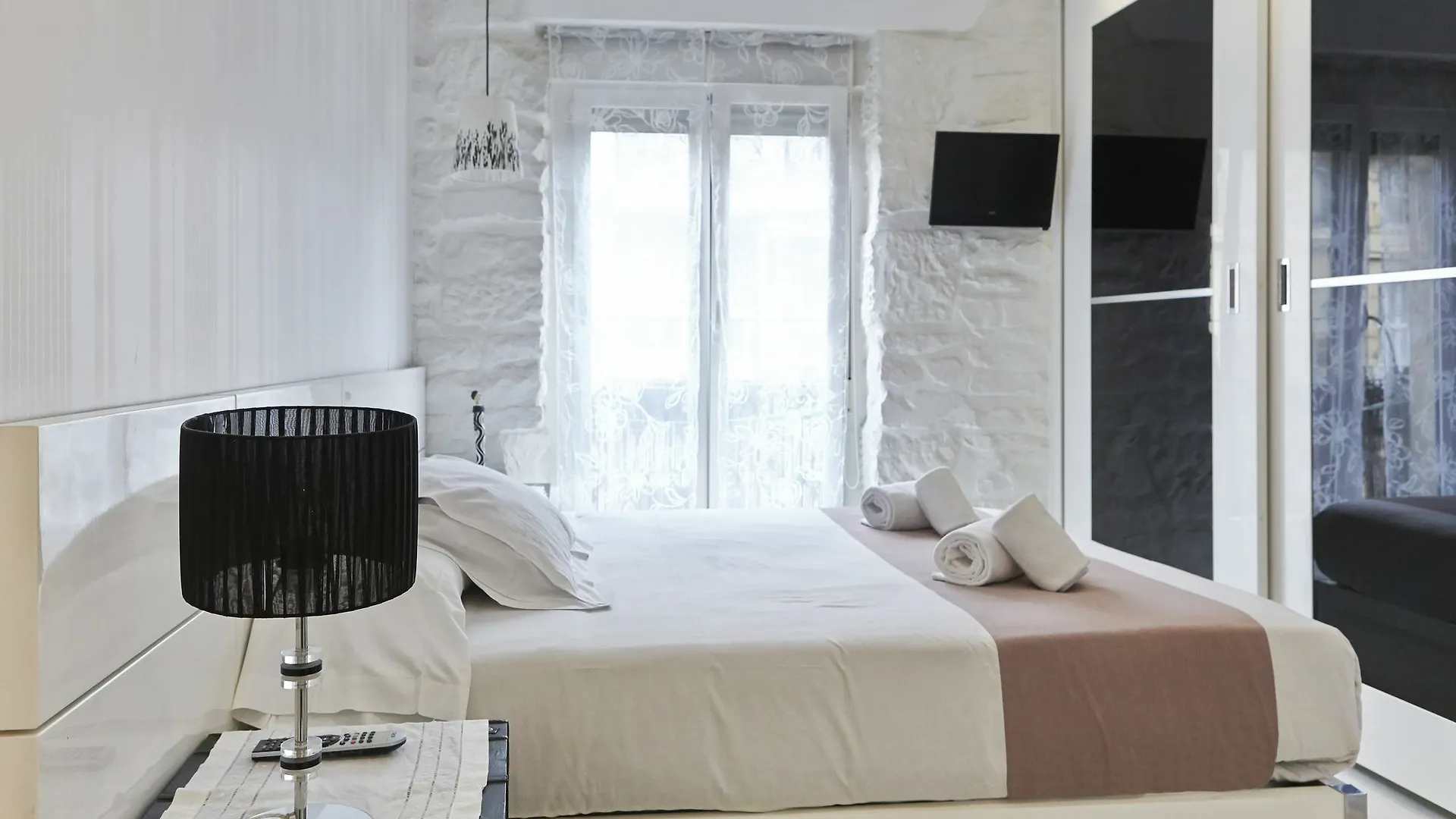 Basque Homes - Buen Pastor San Sebastián 0*,